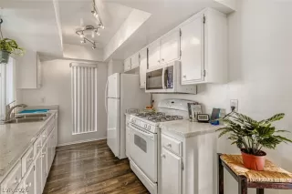 Photo #5: 2762241 Listing 