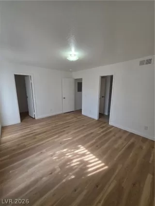 Photo #1: 2762301 Listing 