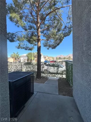 Photo #2: 2762395 Listing 