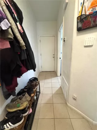 Photo #5: 2762395 Listing 