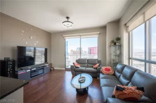 Photo #3: 2762411 Listing 