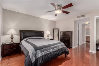 Photo #3: 2762429 Listing