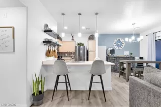 Photo #4: 2762442 Listing 