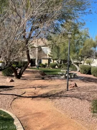 Photo #5: 2762452 Listing 