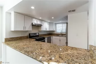 Photo #5: 2762455 Listing 