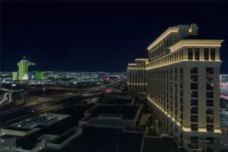 Photo #1: 2762460 Listing 