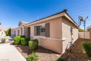 Photo #2: 2762519 Listing 