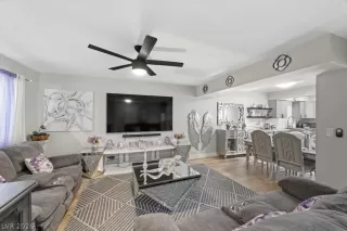 Photo #2: 2762541 Listing 