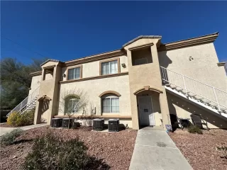 Photo #1: 2762568 Listing