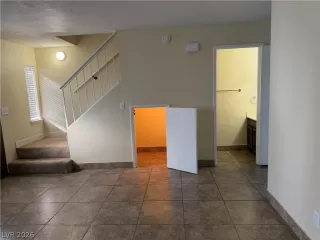 Photo #5: 2762576 Listing 