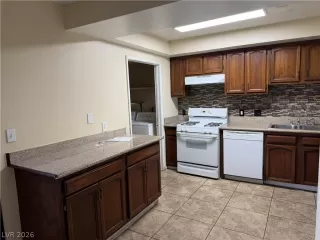 Photo #6: 2762576 Listing 