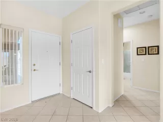 Photo #3: 2762583 Listing