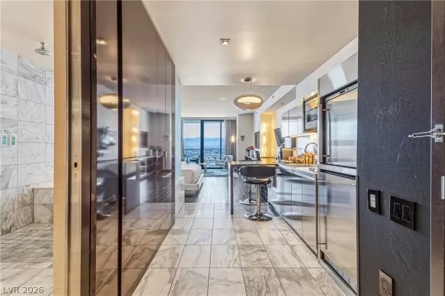 MLS: 2762590 Condo For Sale