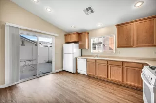 Photo #5: 2762602 Listing 