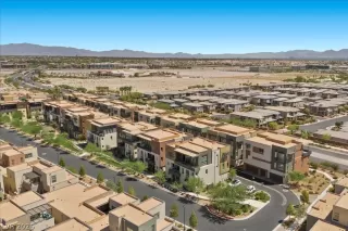 Photo #3: 2762612 Listing 