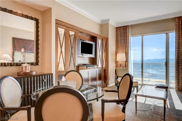 MLS: 2762627 Condo For Sale