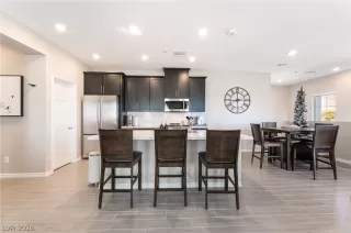 Photo #6: 2762650 Listing 