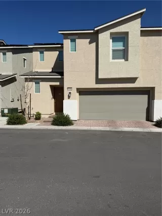 Photo #3: 2762654 Listing