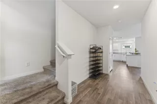 Photo #6: 2762654 Listing