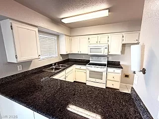 Photo #3: 2762657 Listing 