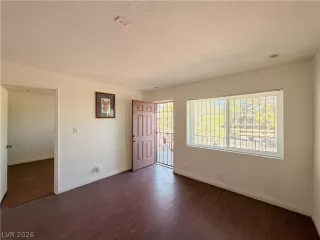 Photo #6: 2762681 Listing 