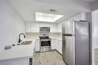 Photo #3: 2762697 Listing 