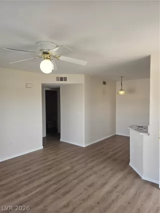 Photo #3: 2762750 Listing 