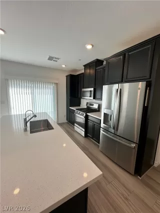 Photo #2: 2762775 Listing 