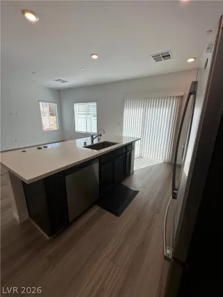 Photo #4: 2762775 Listing 