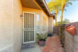 Photo #3: 2762793 Listing 