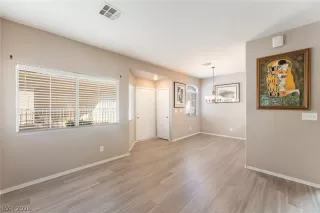 Photo #5: 2762813 Listing 