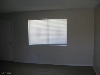 Photo #3: 2762893 Listing 