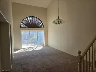 Photo #5: 2762916 Listing 