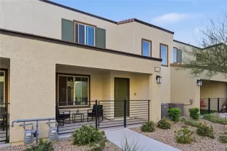 Photo #4: 2762946 Listing 