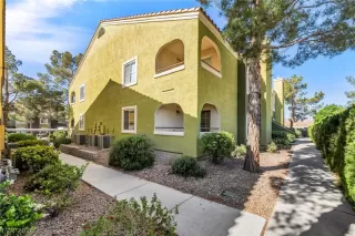 Photo #1: 2762978 Listing 