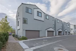 Photo #2: 2763002 Listing 