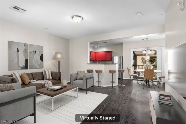 MLS: 2763004 Condo For Sale