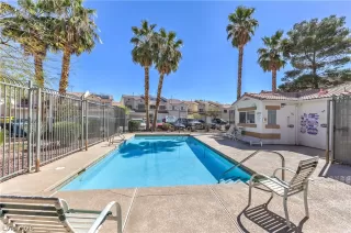 Photo #2: 2763018 Listing 