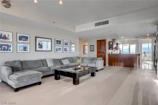 Photo #4: 2763053 Listing 