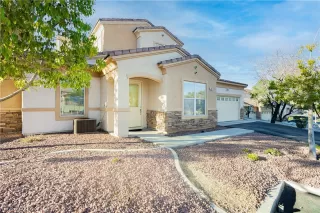 Photo #1: 2763061 Listing 