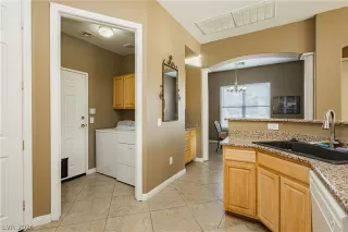 Photo #2: 2763061 Listing 