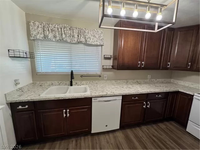 MLS: 2763078 Condo For Sale