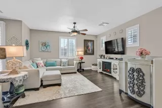 Photo #4: 2763158 Listing 