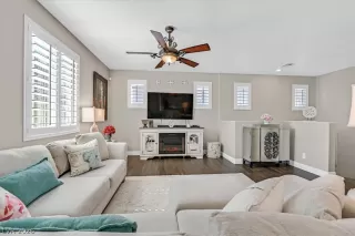 Photo #5: 2763158 Listing 