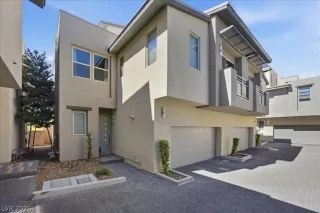 Photo #1: 2763281 Listing