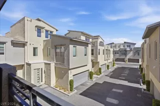 Photo #2: 2763281 Listing