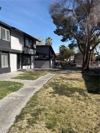 Photo #2: 2763294 Listing 