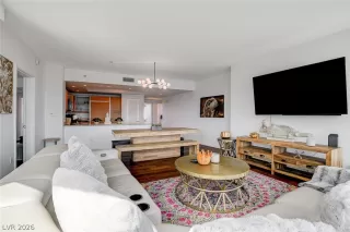 Photo #3: 2763311 Listing 