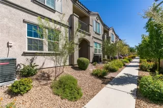 Photo #2: 2763432 Listing 