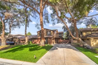 Photo #1: 2763477 Listing 